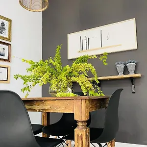 Hermanos Garnelo Apartamento Montilla